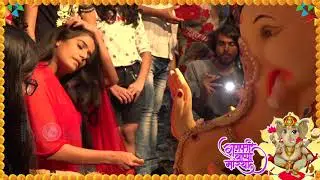 Poonam Pandey Takes Home Lord Ganesha | Full Ritual Video | Poonam Pandey Ganpati 2018