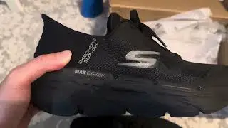 Skechers Slip ins: Max Cushioning Premier Black