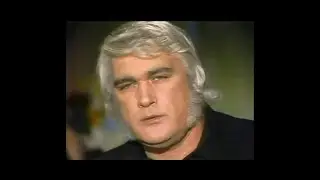 Charlie Rich - I Take It On Home / Behind Closed Doors (Hee Haw, TV show) (1973)
