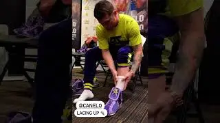 Canelo lacing up his shoes! #sports #explore #boxing #boxingnews #boxingtraining #caneloalvarez