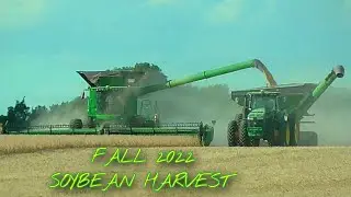 2022 FALL SOYBEAN HARVEST  JOHN DEERE s690  and JOHN DEERE 9870 STS COMBINES