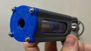 Прототип воздушного резервуара, напечатанного на 3D-принтере, с выдвижным штифтом для сброса возд...