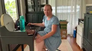 iRobot scooba 330 385 floor washing robot. Unboxing