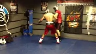 Tony Lopez sparring Paco Cruz Round 1
