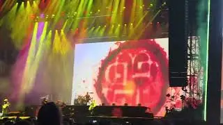 Polyamorous - Breaking Benjamin live at Louder Than Life 2025