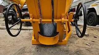 bucket for filling building columns