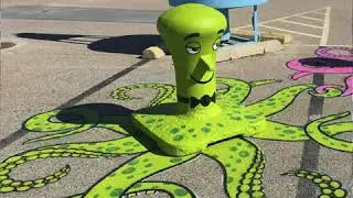 There&rsquo;s A Genius Street Artist Running Loose In New York, And Let&rsquo;s Hope Nobody Catches Him