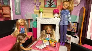 Barbie Skipper Babysits Haley, Ally, Stacy and Chelsea!