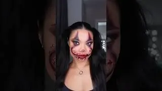 Creepy Clown Halloween Makeup #pennywise #halloween2025 #makeuptutorial #scaryclownmakeup #sfxmakeup