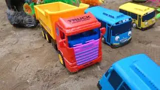 Review And Learn With Construction Vehicles Toys   LOR Boong Candy