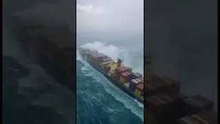 Container Ship vs Monster Storm - Who Wins? #maritime #extreme #waves