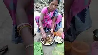 sakhuwa ke patte me istrah banaen chicken #shorts