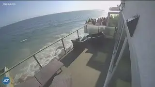 Malibu balcony collapse sends 4 people to hospital