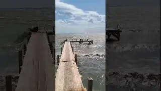 БУДНИ РЫБАКА.  Когда небольшая волна помешала рыбалке. #рыбалка #shortsvideo #fishing #shortvideo