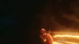 The Flash 4x15 | Barry Outruns The Speed Force Storm
