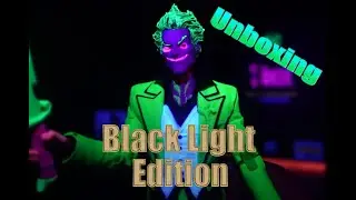 ASMR Unboxing Joker Infinite Frontier Black Light (McFarlane Toys - Gold Label Limited Edition Fig)
