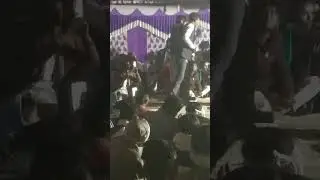 sabi dances in stage