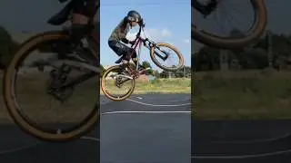 Pump track Almazora #bmxkids #dirtjump #ridebmx #pumptrack #bmx4life