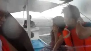 Sailing through a squall and thunderstorm near Malcapuya Island - Schadow1 Expeditions