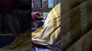 Blanket wholesale market