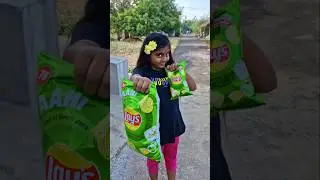 CAT 🐱 inside Lays chips 🍟pack ahhh!!! 😱Tom&Jerry 🤣DiyaIshwarya #shorts #viralvideo