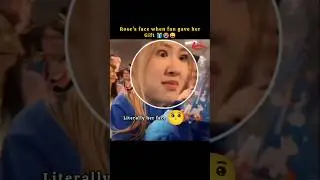 Rose's reaction when fan gave her gift 😭😝#ros&eacute; #blackpink #blink #kpop #fyp #shorts