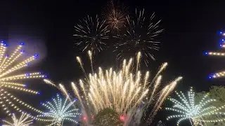 Fireworks Pyromusical : Low - Florida (1970S Soul Funk : Tiktok Remix). 