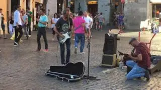 Street Performers Play 