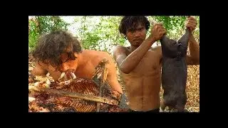 Primitive Technology -  Killing a Pig with spear in Forest - grilled pig eating