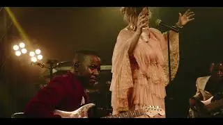 Lize Ehlers Sparkle Live