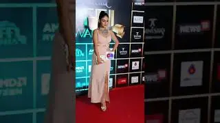 Bigg Boss 16 Fame Sreejita De Whit Mom At News18 के Showsha Reel Awards show par #sreejitade