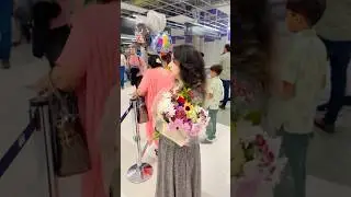 Welcome to USA mom #indianinamerica #punjabi #shortsfeed #desi #welcome #shortsvideo