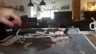 ASMR fast pageturning