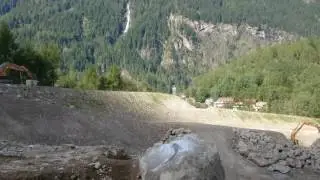 Sprengung ca.80Tonnen Granitstein