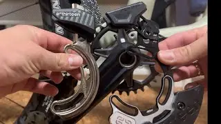 E13 Vario Enduro Chainguide installation & Mozart