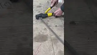 Manual hydraulic rebar cutter