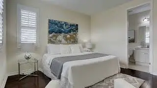 25 Thomas Phillips Dr, Aurora, ON