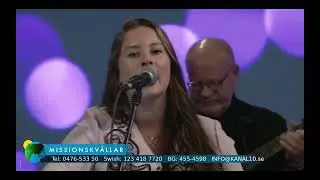 Ronja Memselius med band 