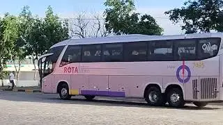 ônibus da viação rota chegando na rodoviária para embarque Veja 