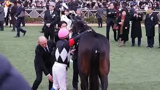 ホープフルステークス　岩田パパ、アスクエジンバラに愛注入。