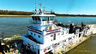 John M Donnelly & Garron Sneed Towboats NB @ Nehlms