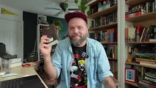 Дракула правит // Секретные материалы правят // Тревога не правит