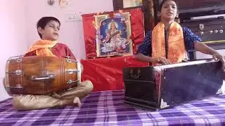 mere ghar ke aage sainaat bhajan by harsh vardhan pande and jaivardhan pandey 😊😊