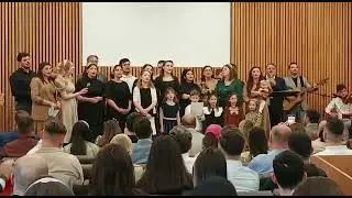 CÂNTĂ FAMILIA VREME LA BISERICA LUCRURI NOI BOTOȘANI