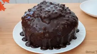 Soft & Tender Eggless Chocolate Cake 