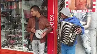 ULICNI PEVACI U KRALJEVU