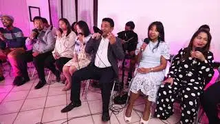 indreto izahay - Louange & Adoration (Here we are - Don Moen)