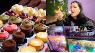 Checked out the new bakery in our Boleng city with friends for some sweet treats 🧀🥩🍔🥐🌭🍞🧁🥧🍩🥮