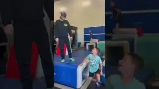 Kan jij een backflip??? 🤩