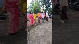 Cara Jalan pakai kebaya, demo ajah persiapan peragaan busana kebaya